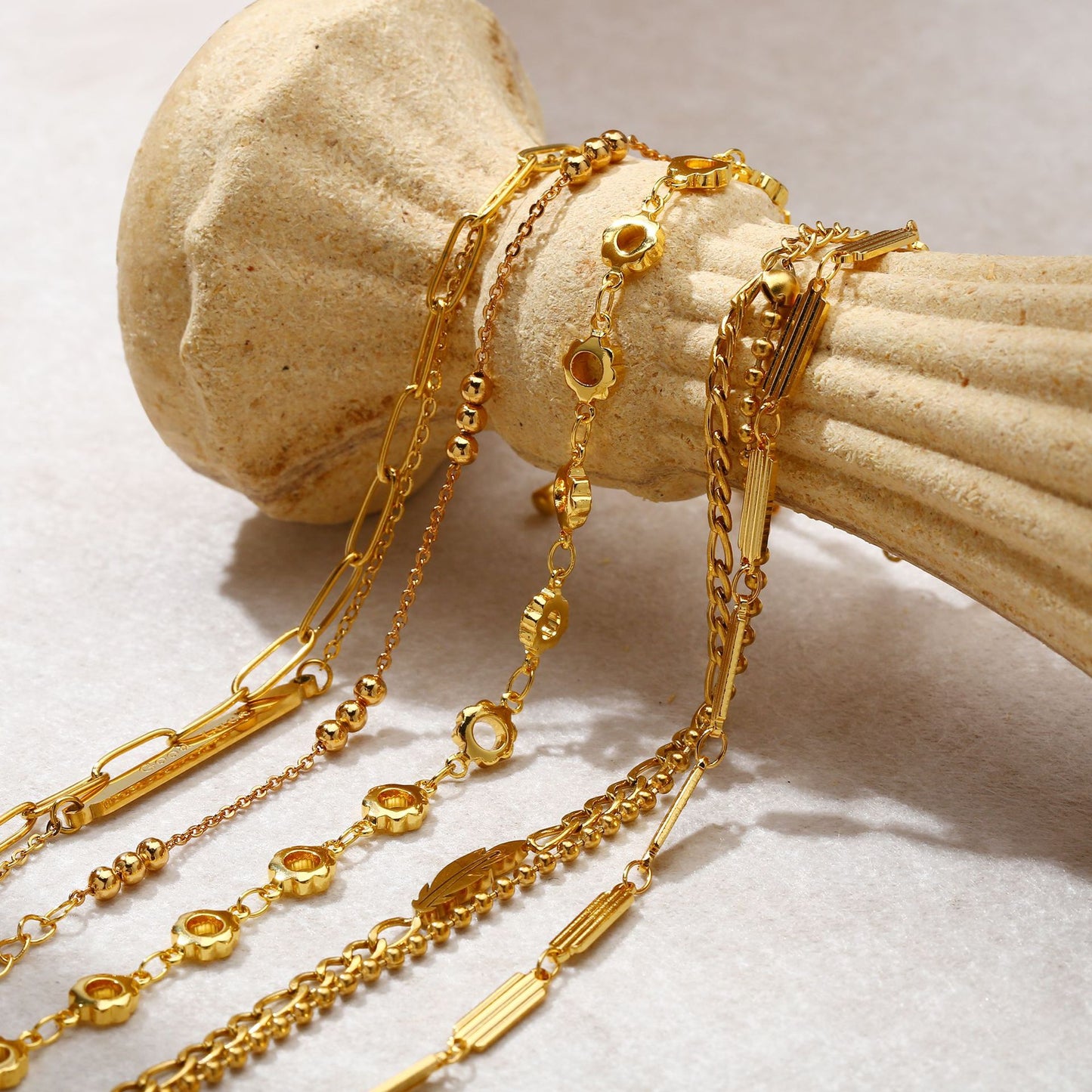 Minimal Cuban Chain Bracelet Gold Plated Stainless Steel