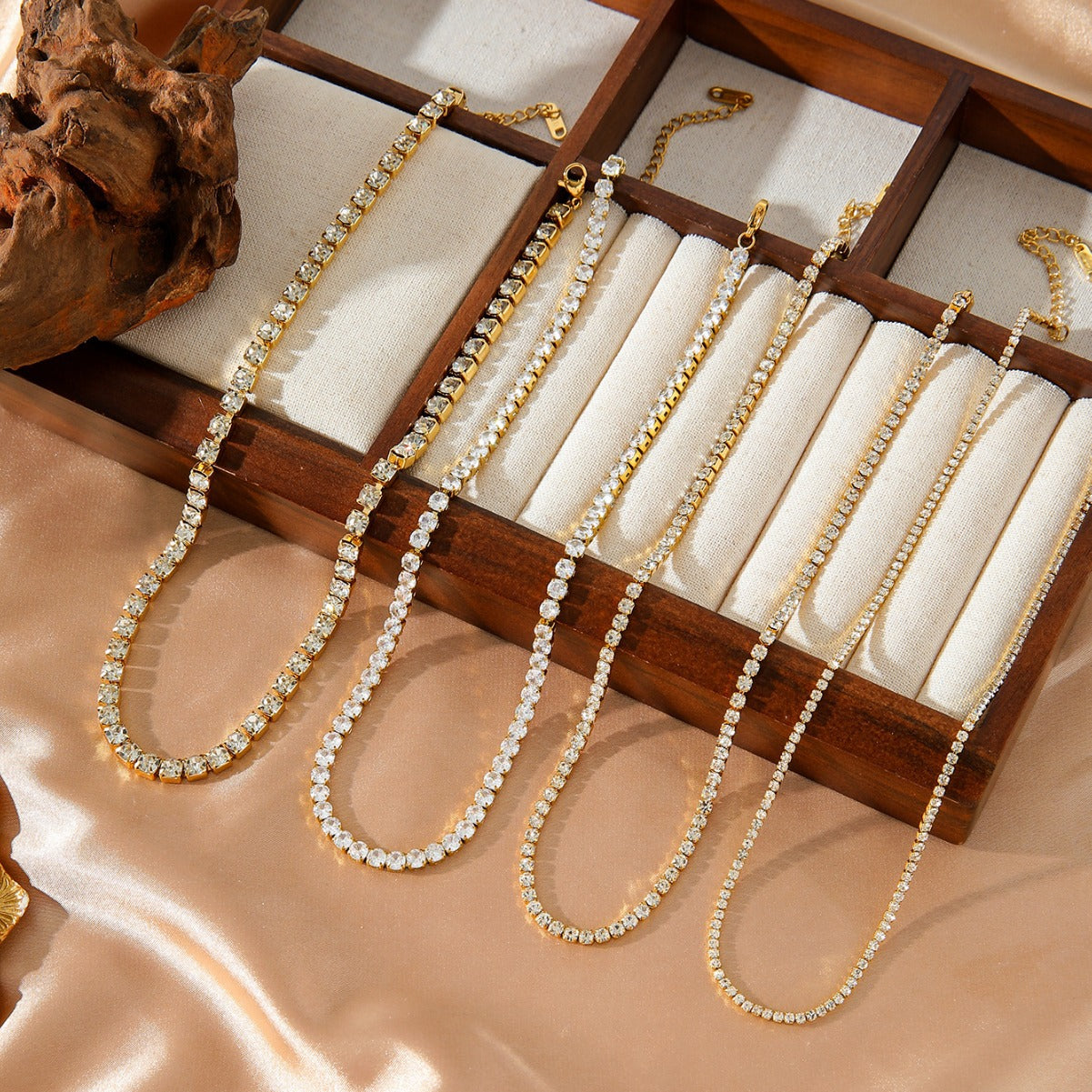 Minimalist Gold Layered Necklace