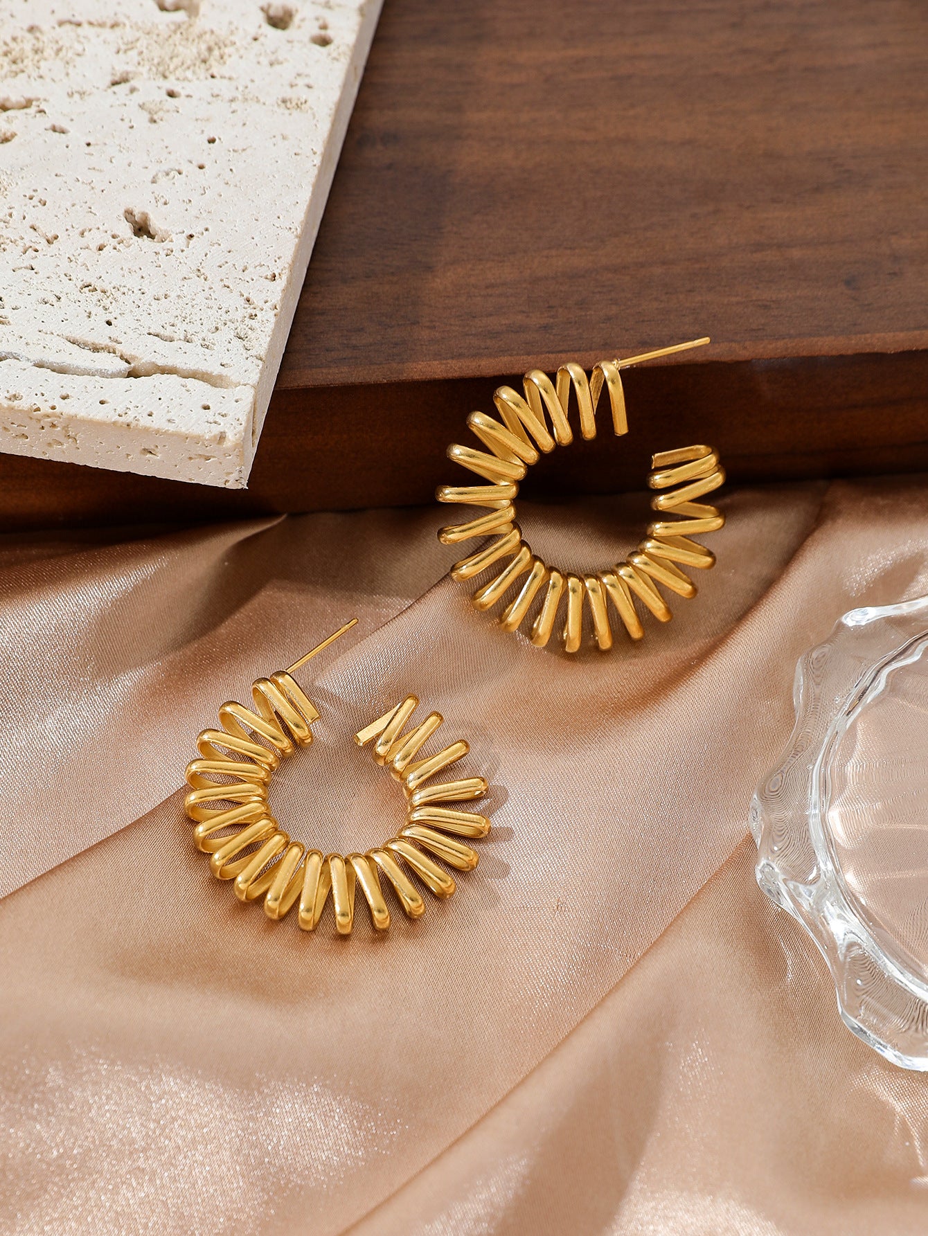 Chic Sun Wave Geometric Gold Earrings