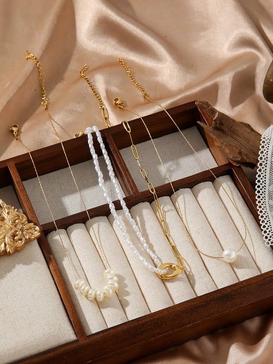 Elegant French Pearl Pendant Necklace