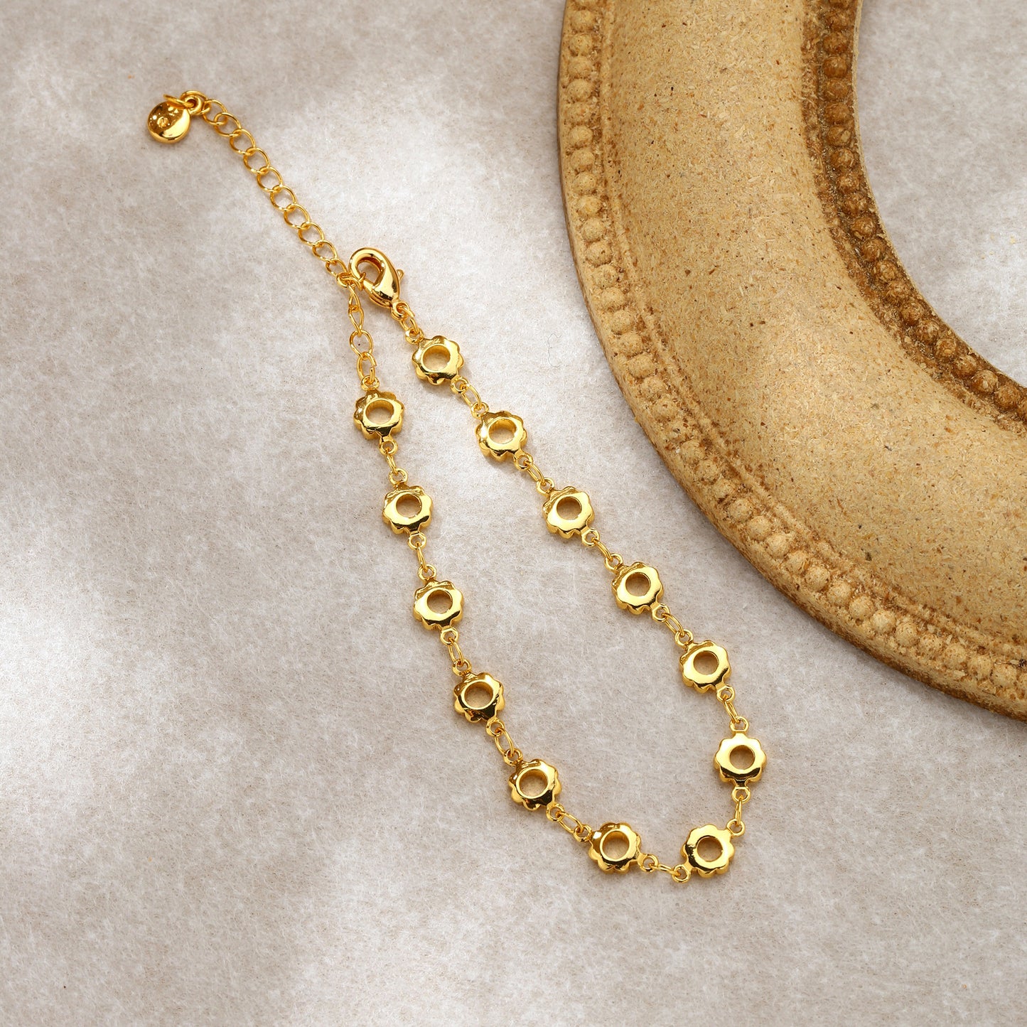 Minimal Cuban Chain Bracelet Gold Plated Stainless Steel