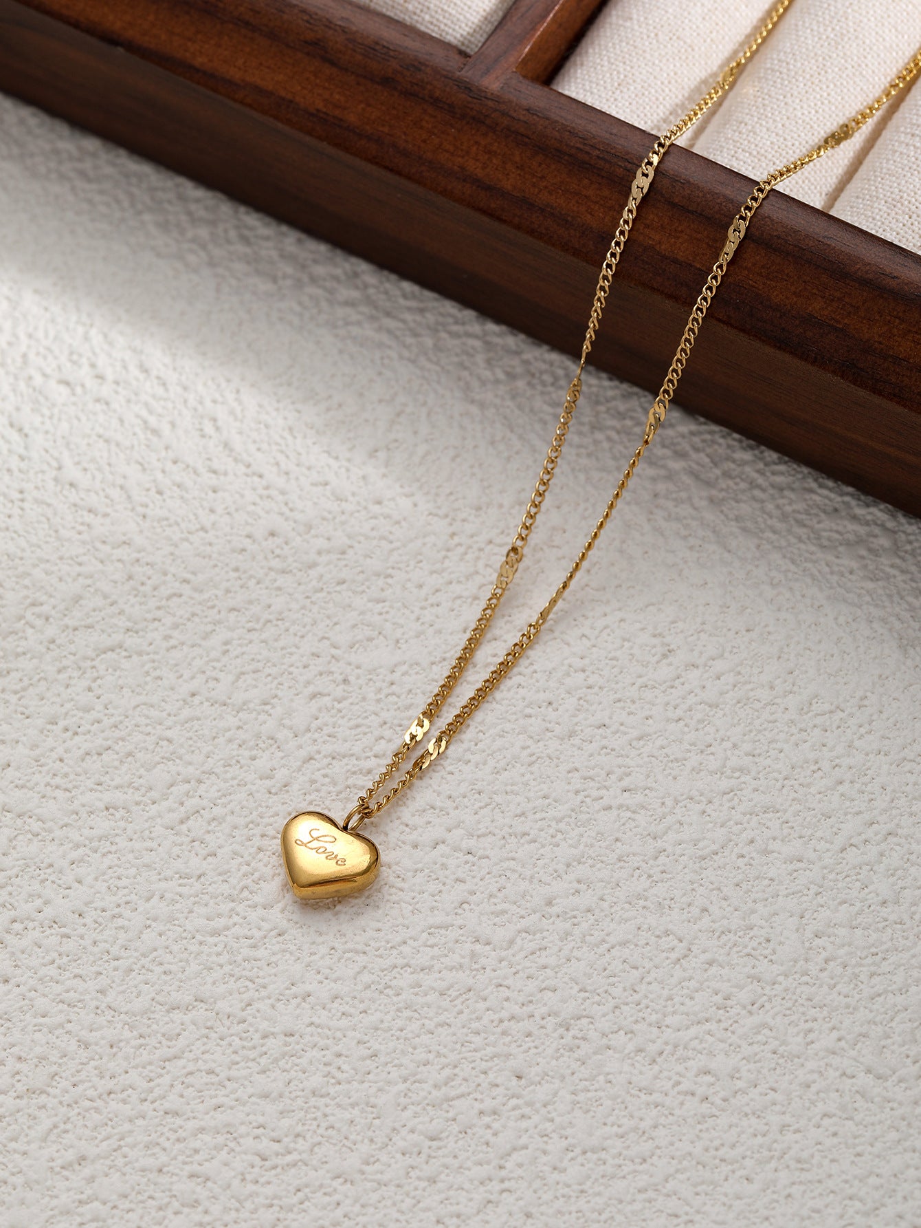 Minimalist Gold Heart Choker Necklace