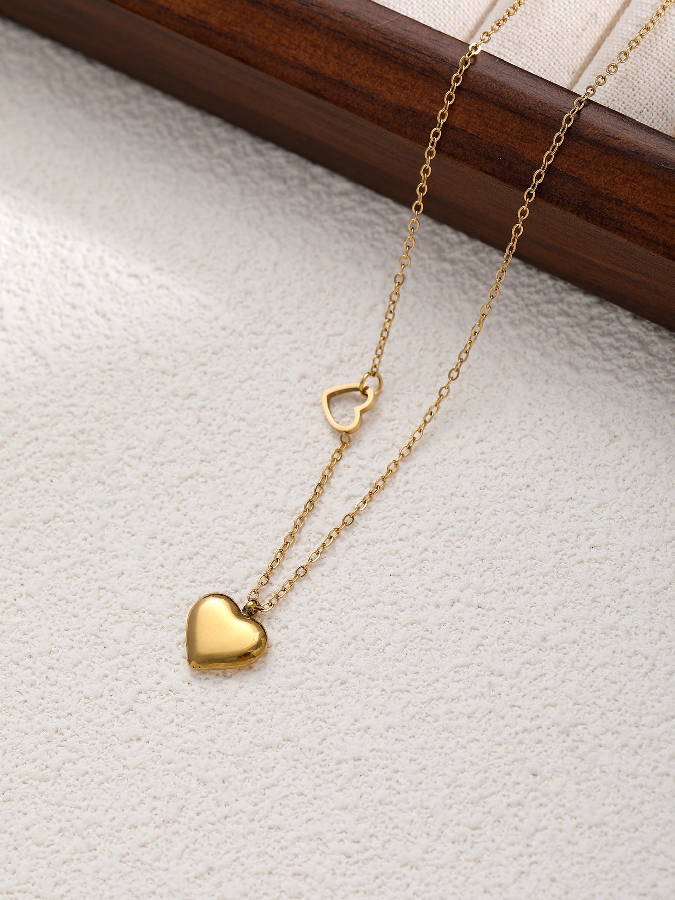 Minimalist Gold Heart Choker Necklace
