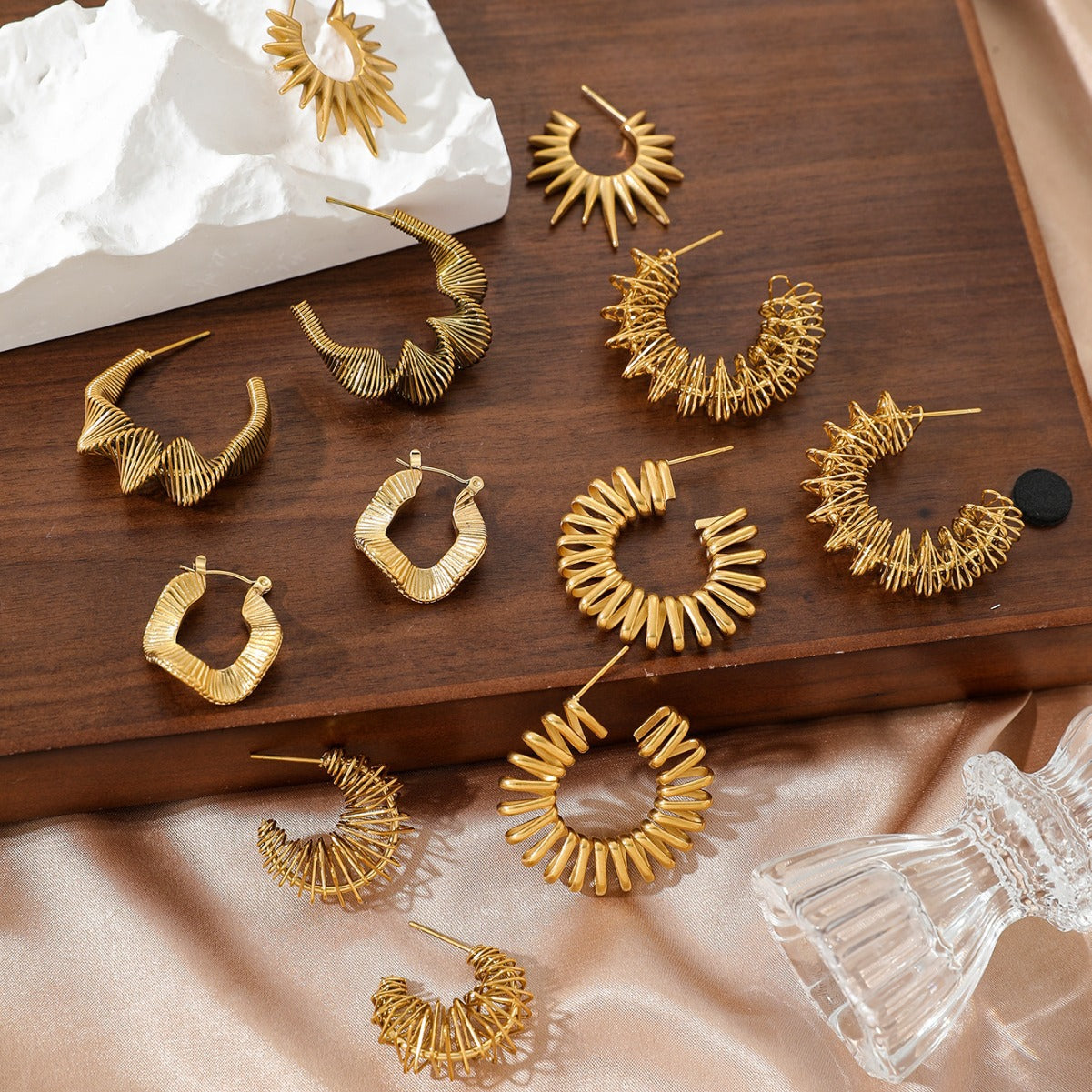 Chic Sun Wave Geometric Gold Earrings