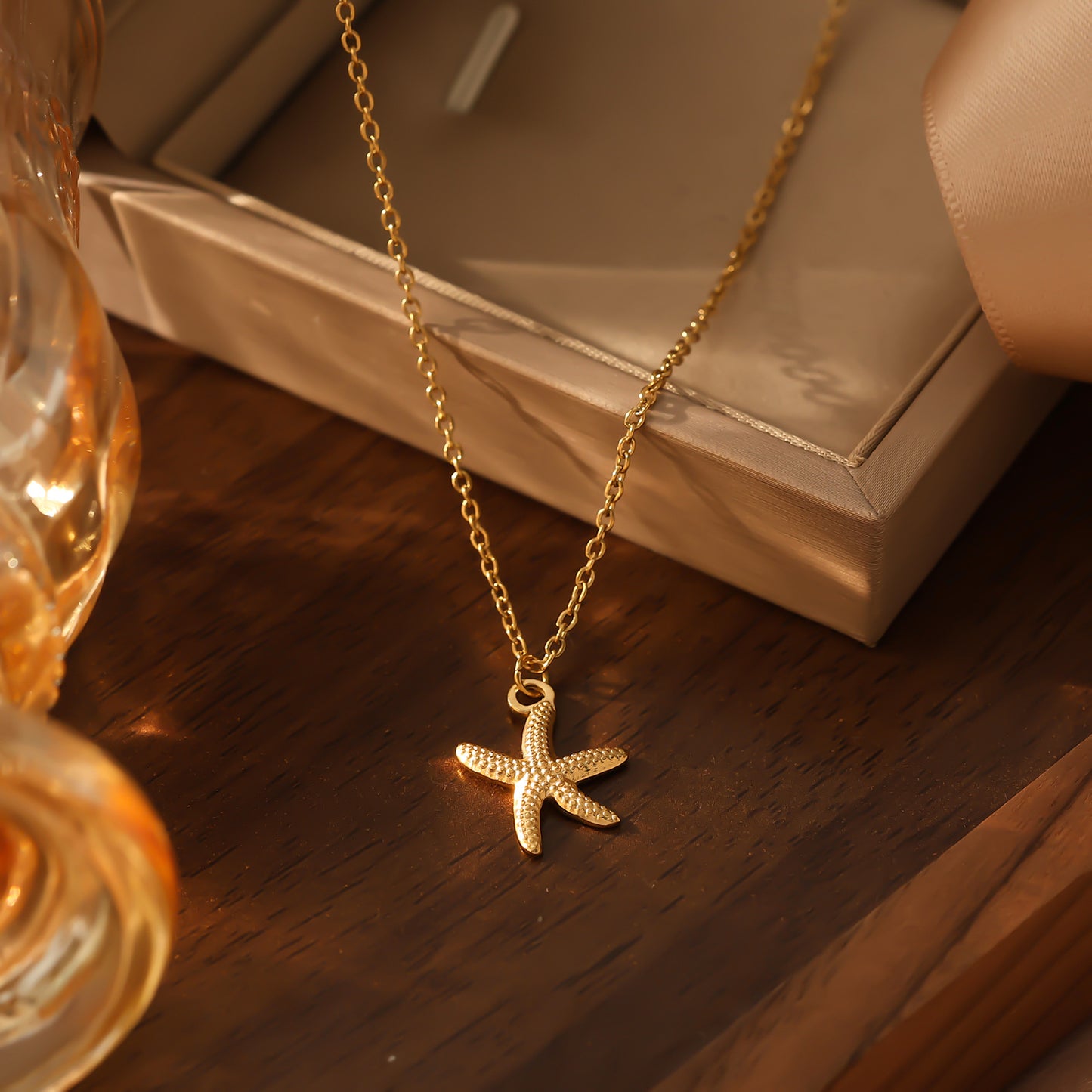 Minimal Gold Layered Necklace