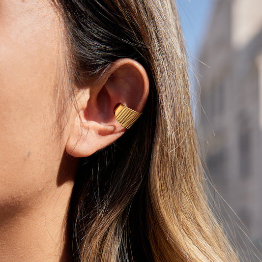 Gold Ribbed Ear Cuff & Hoop Earring Set