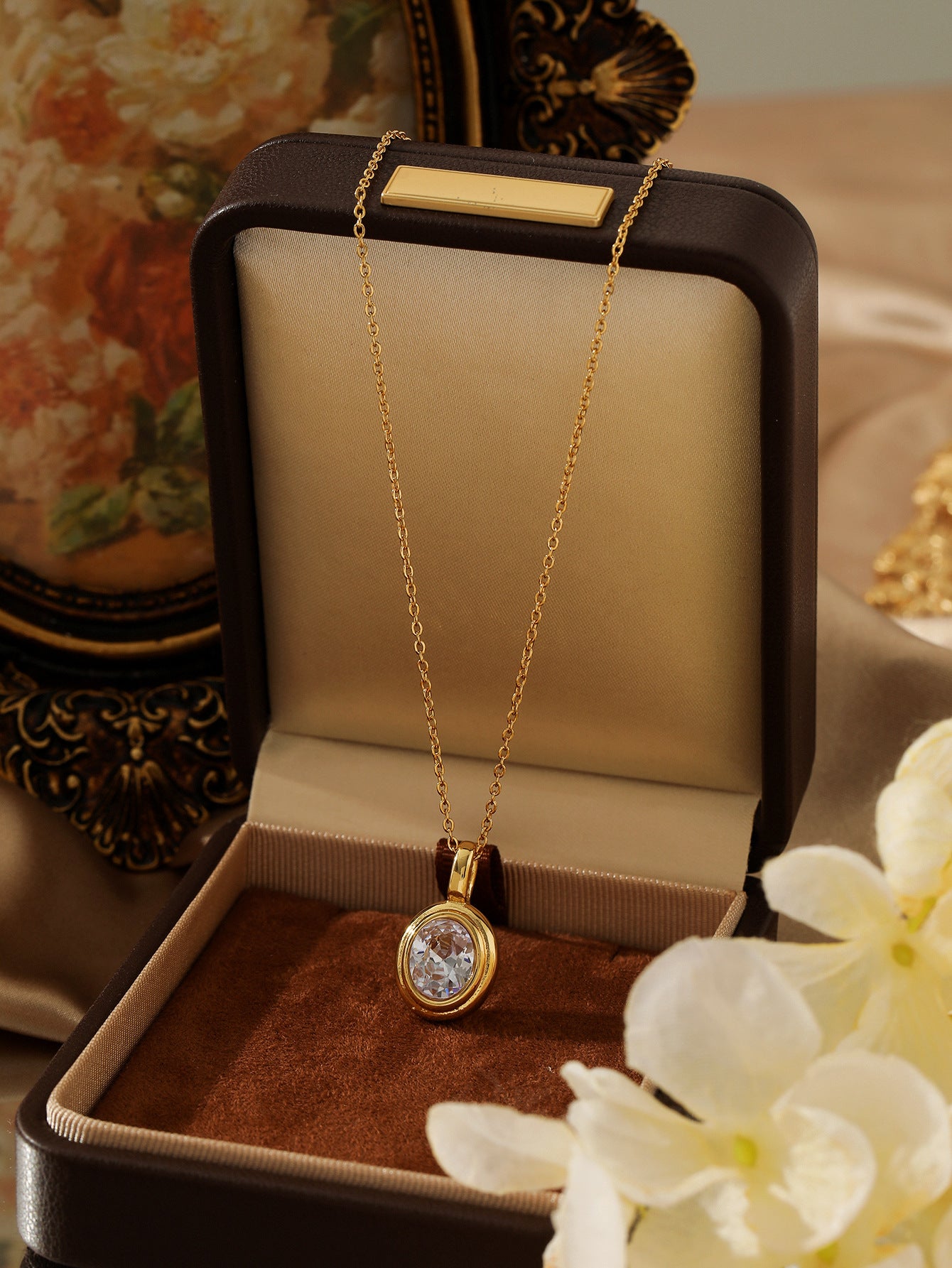 Vintage Gem Halo Pendant Necklace