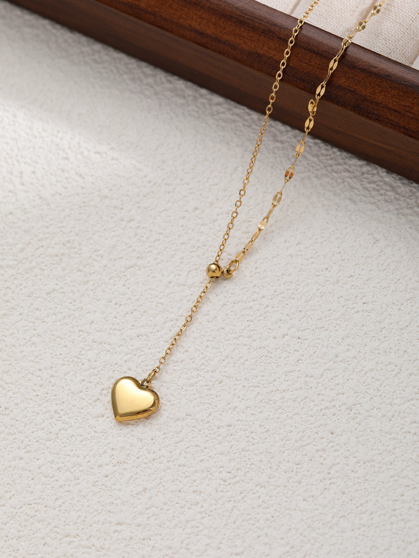 Minimalist Gold Heart Choker Necklace