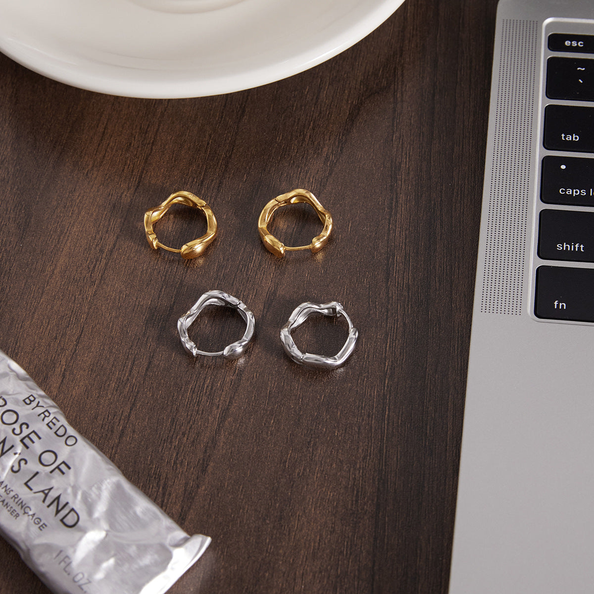 Siena Wave Hoop Earrings